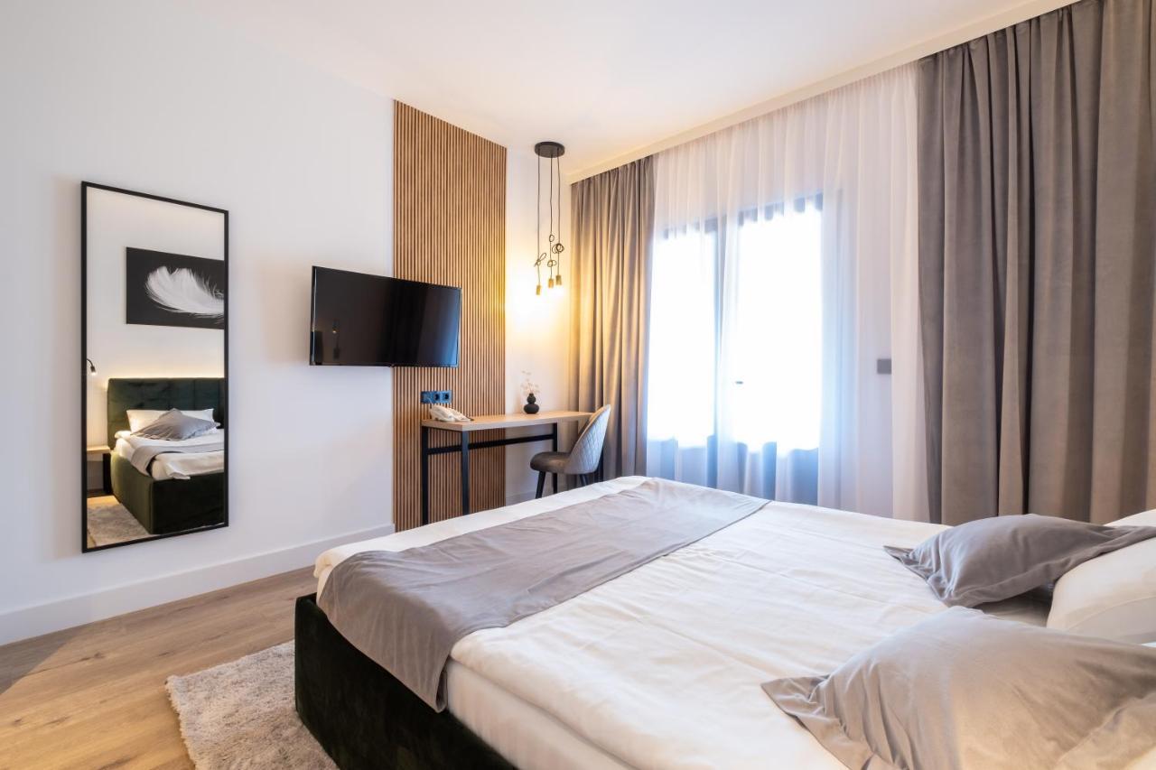 Pensiunea Casa Georgia Comanesti  Экстерьер фото